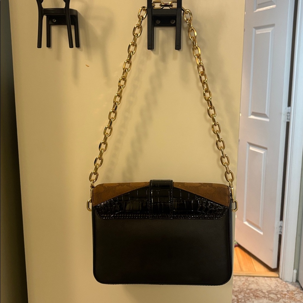 RARE Michael Kors Carmen Medium Convertible Shoulder Bag Crossbody, PRISTINE! - Picture 5 of 5